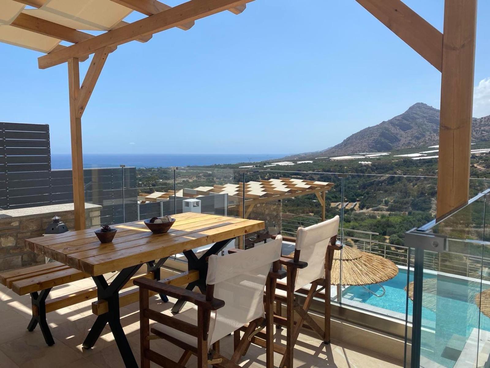 Mediterranean View Villa Makrýgialos Zewnętrze zdjęcie
