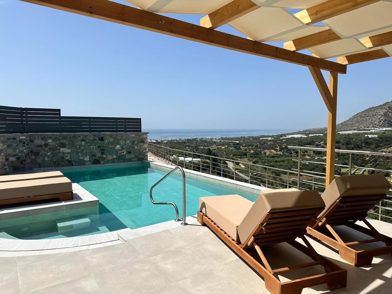 Mediterranean View Villa Makrýgialos Zewnętrze zdjęcie