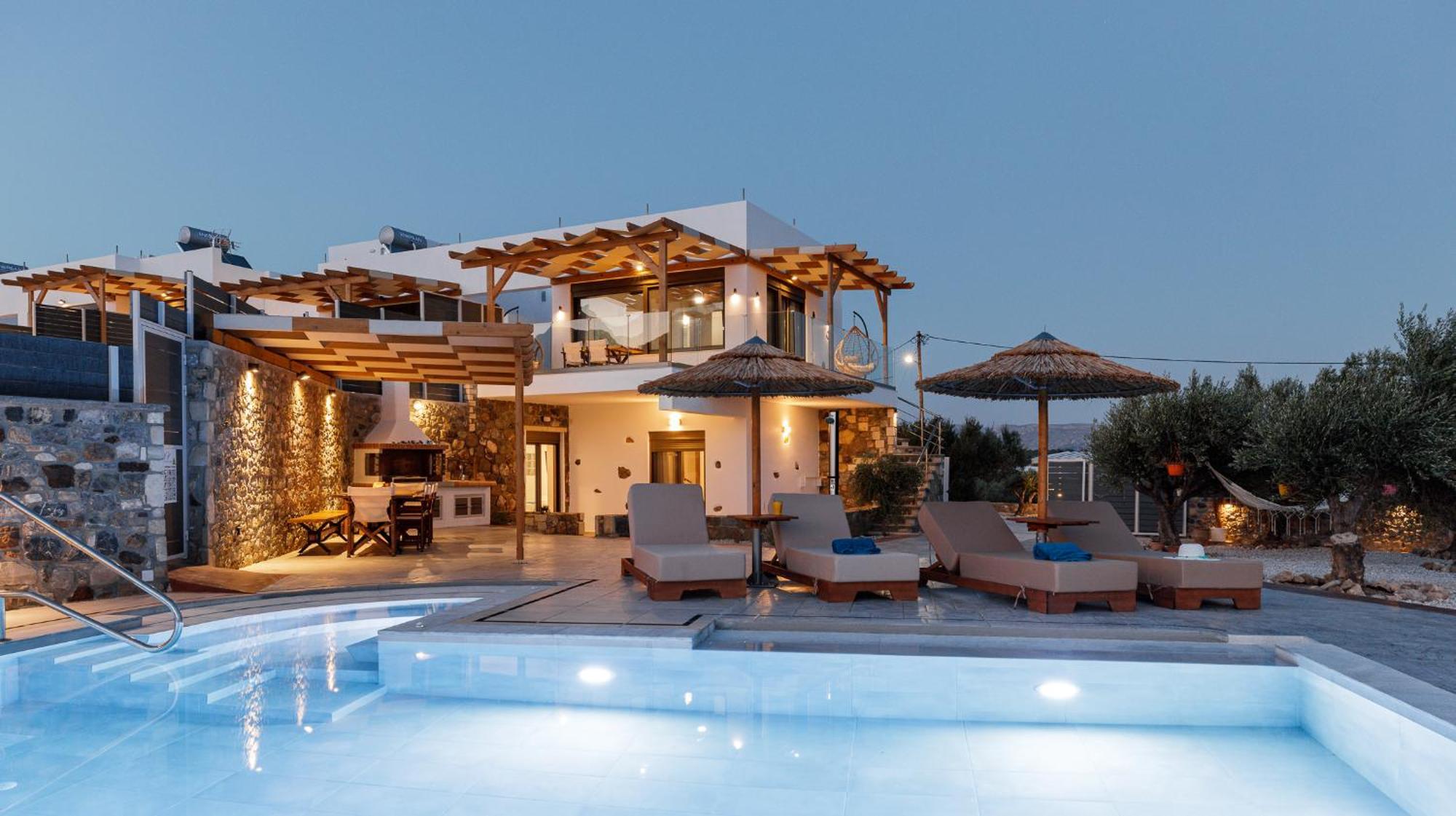 Mediterranean View Villa Makrýgialos Zewnętrze zdjęcie
